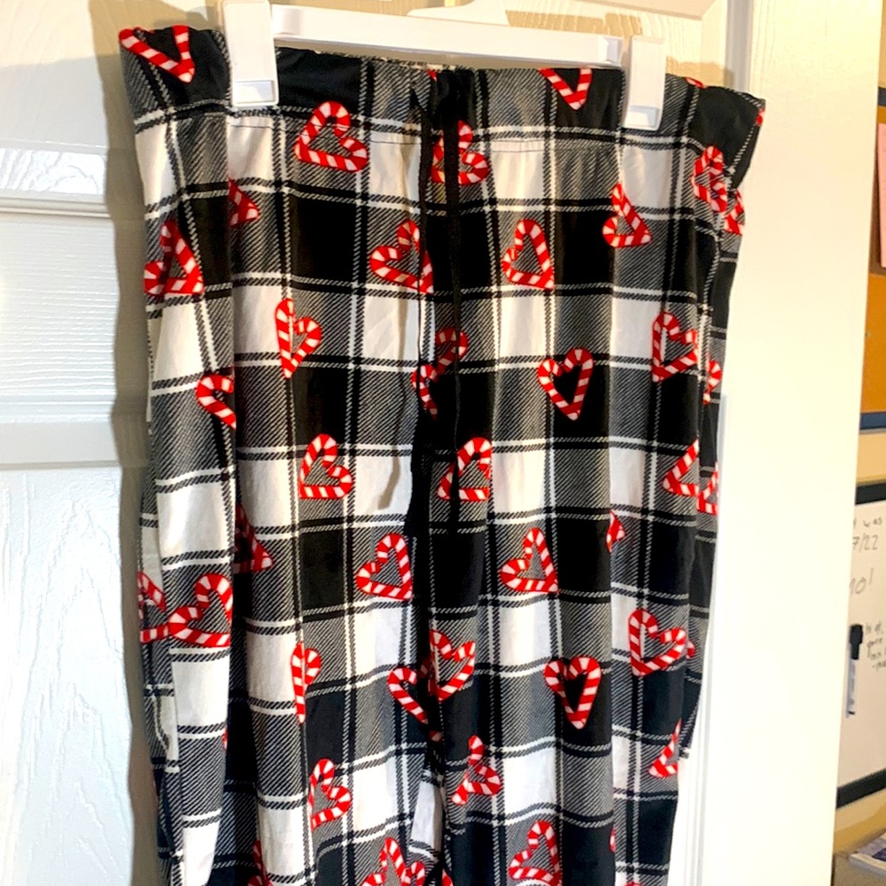 Black, White, Grey Plaid Pajama Pants W/ Candy-Cane Hearts.